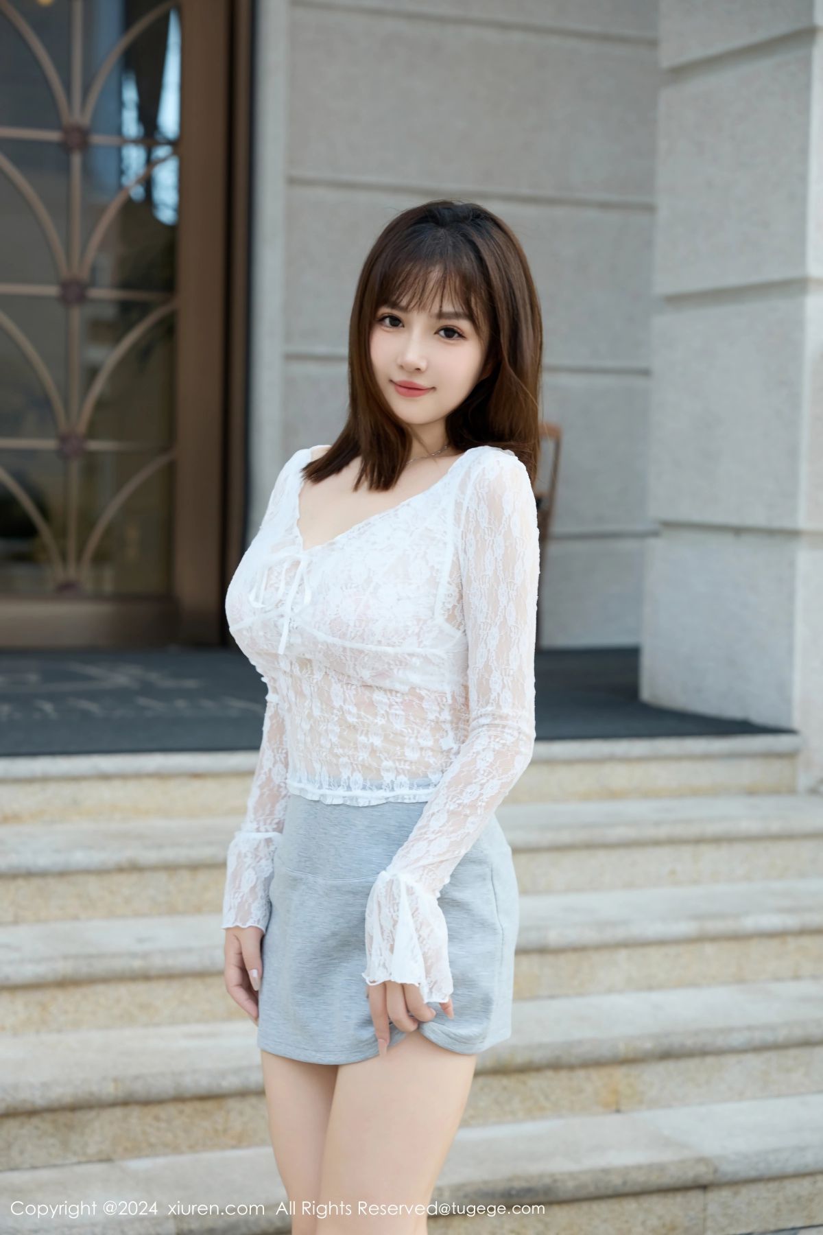 【XIUREN秀人網】20241016Vol9294養樂多Doll【50P】-[秀人套图]