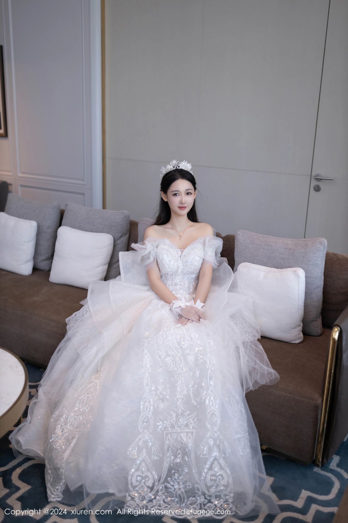 【XIUREN秀人網】20241014Vol9283唐安琪【86P】-[秀人套图]