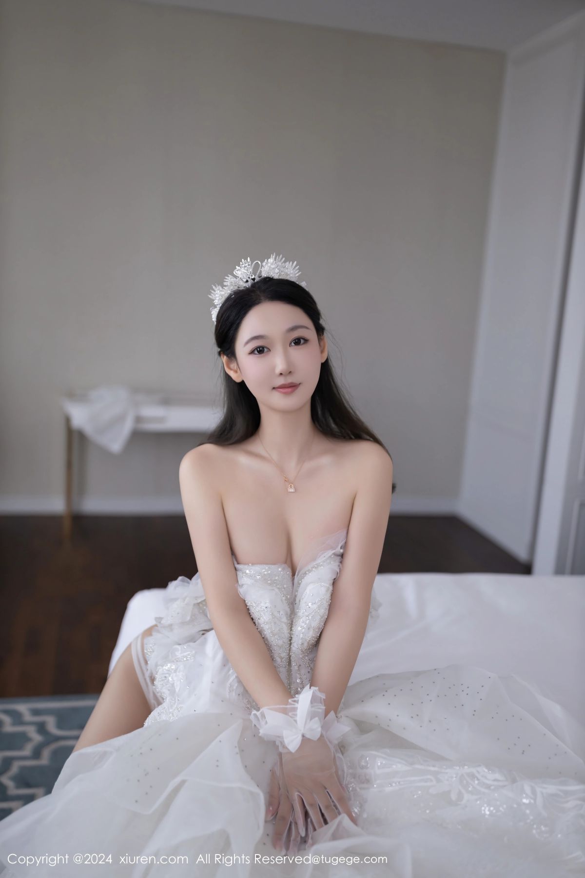 【XIUREN秀人網】20241014Vol9283唐安琪【86P】-[秀人套图]