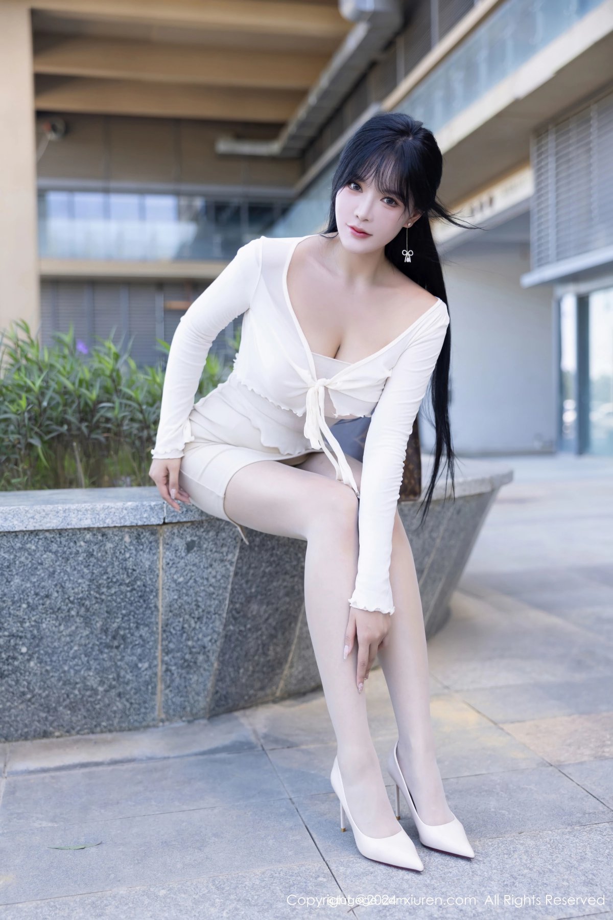 【XIUREN秀人網】20241021Vol9320娜比【82P】-[秀人套图]