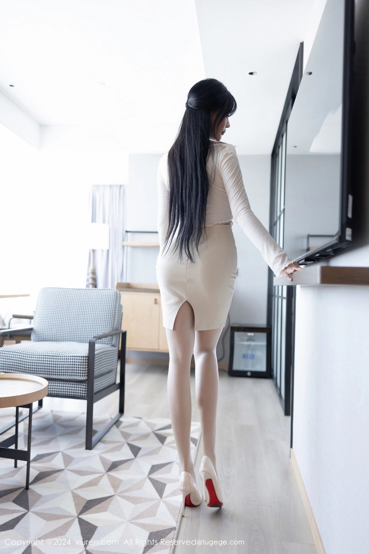 【XIUREN秀人網】20241021Vol9320娜比【82P】-[秀人套图]