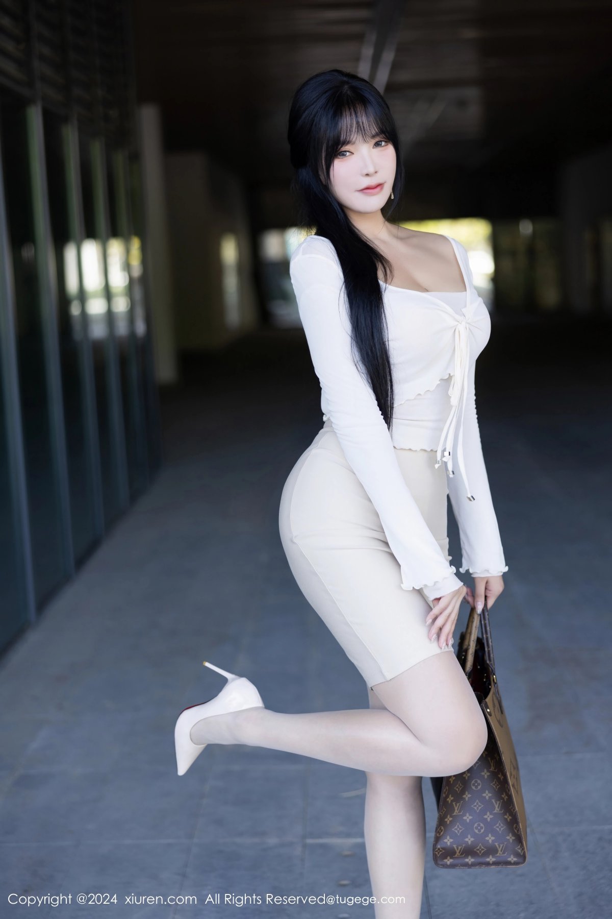 【XIUREN秀人網】20241021Vol9320娜比【82P】-[秀人套图]