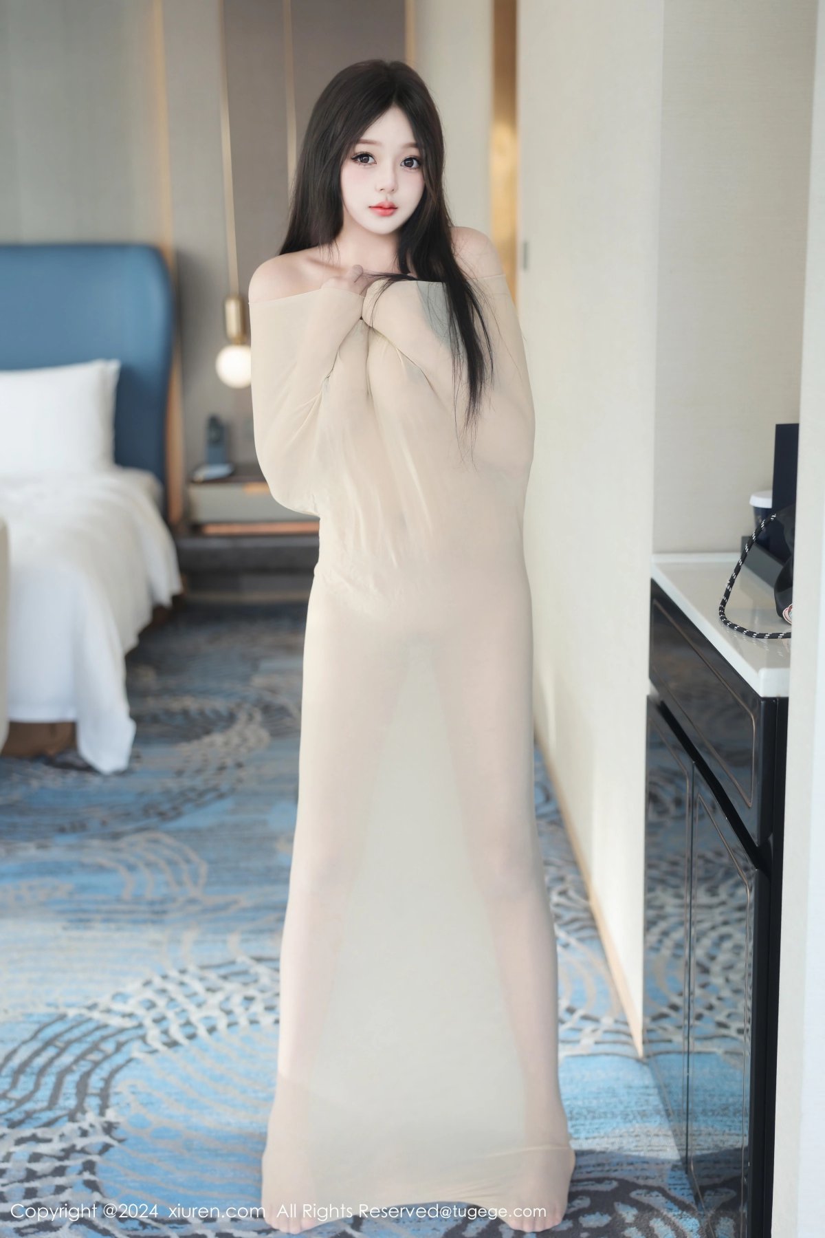 【XIUREN秀人網】20241024Vol9337柚柚小奶瓶【72P】-[秀人套图]