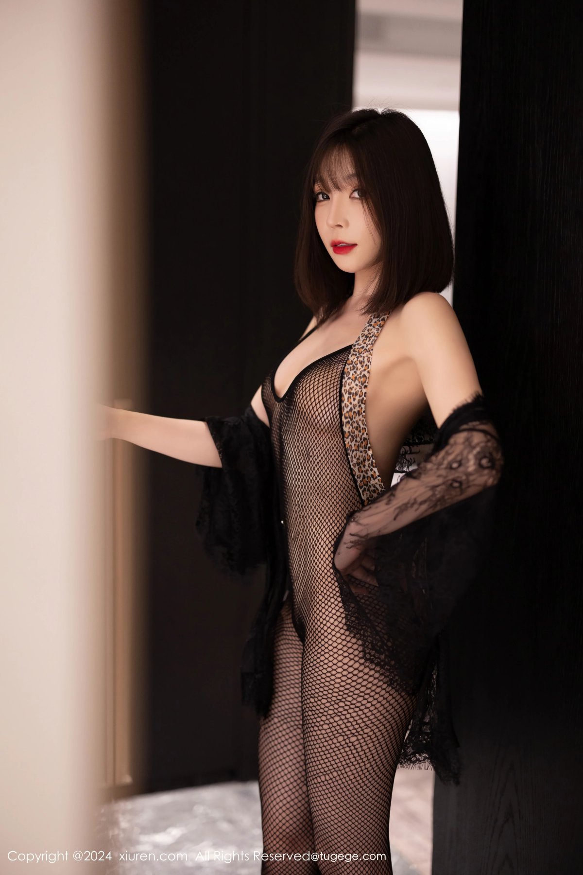 【XIUREN秀人網】20241024Vol9339徐莉芝Booty【82P】-[秀人套图]