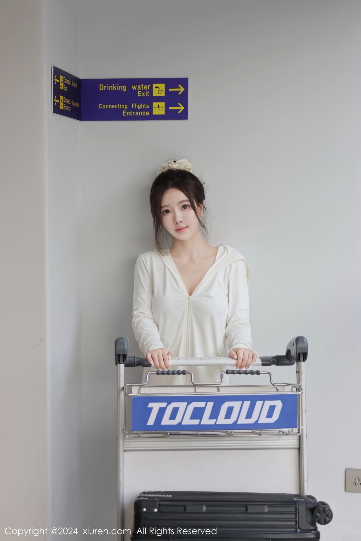 【XIUREN秀人網】20241206Vol9559小薯條nienie【57P】-[秀人套图]