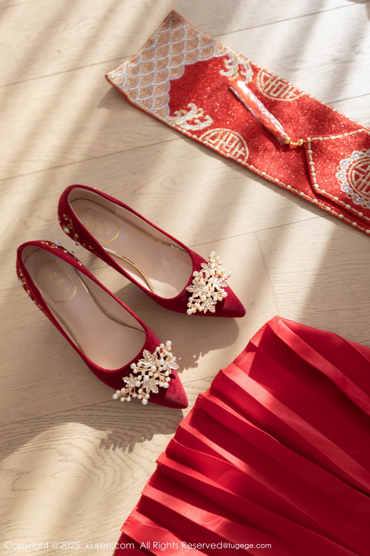 【XIUREN秀人網】20250124Vol9811杏子Yada【84P】-[秀人套图]