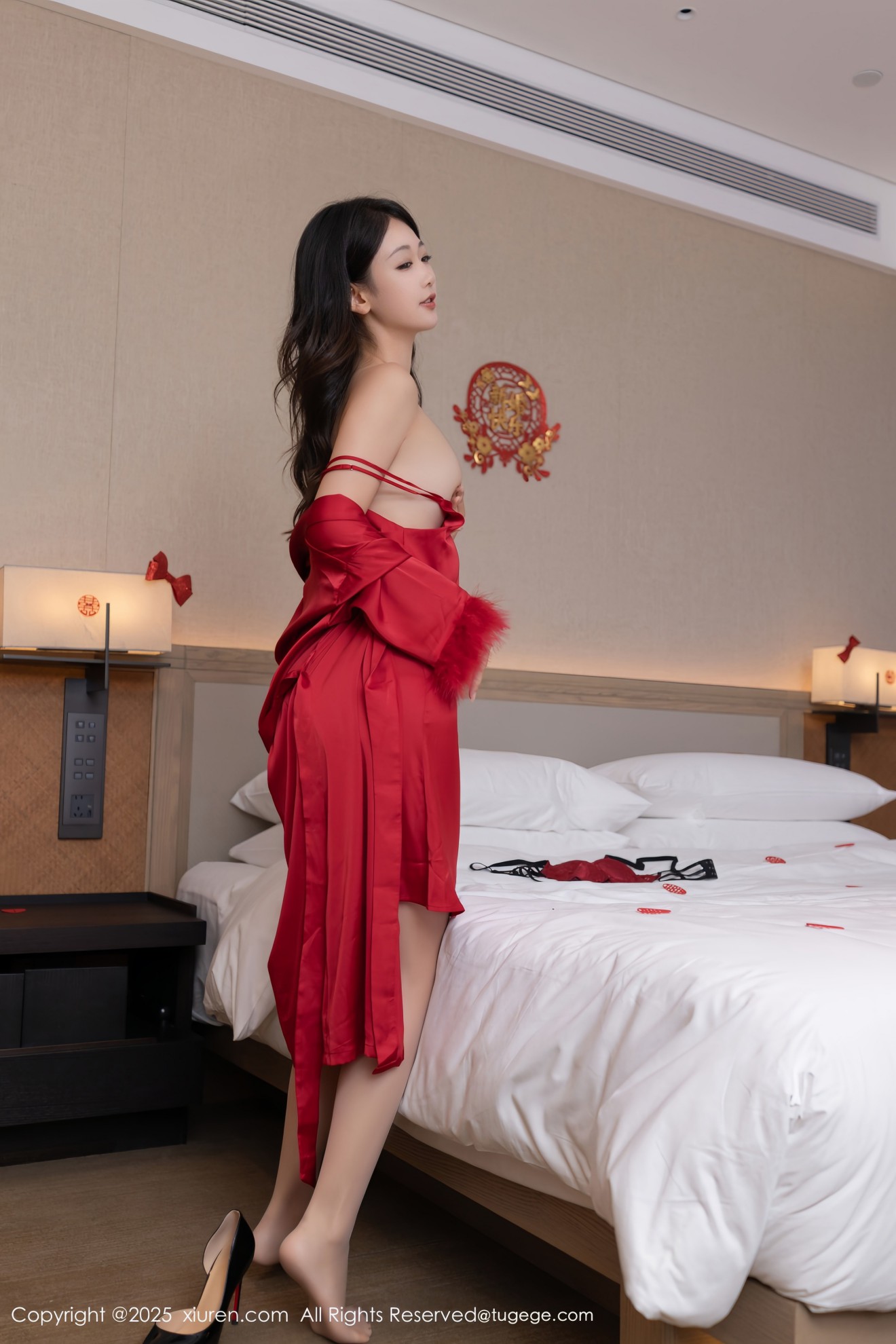 【XIUREN秀人網】20250915Vol10768唐安琪【70P】-[秀人套图]