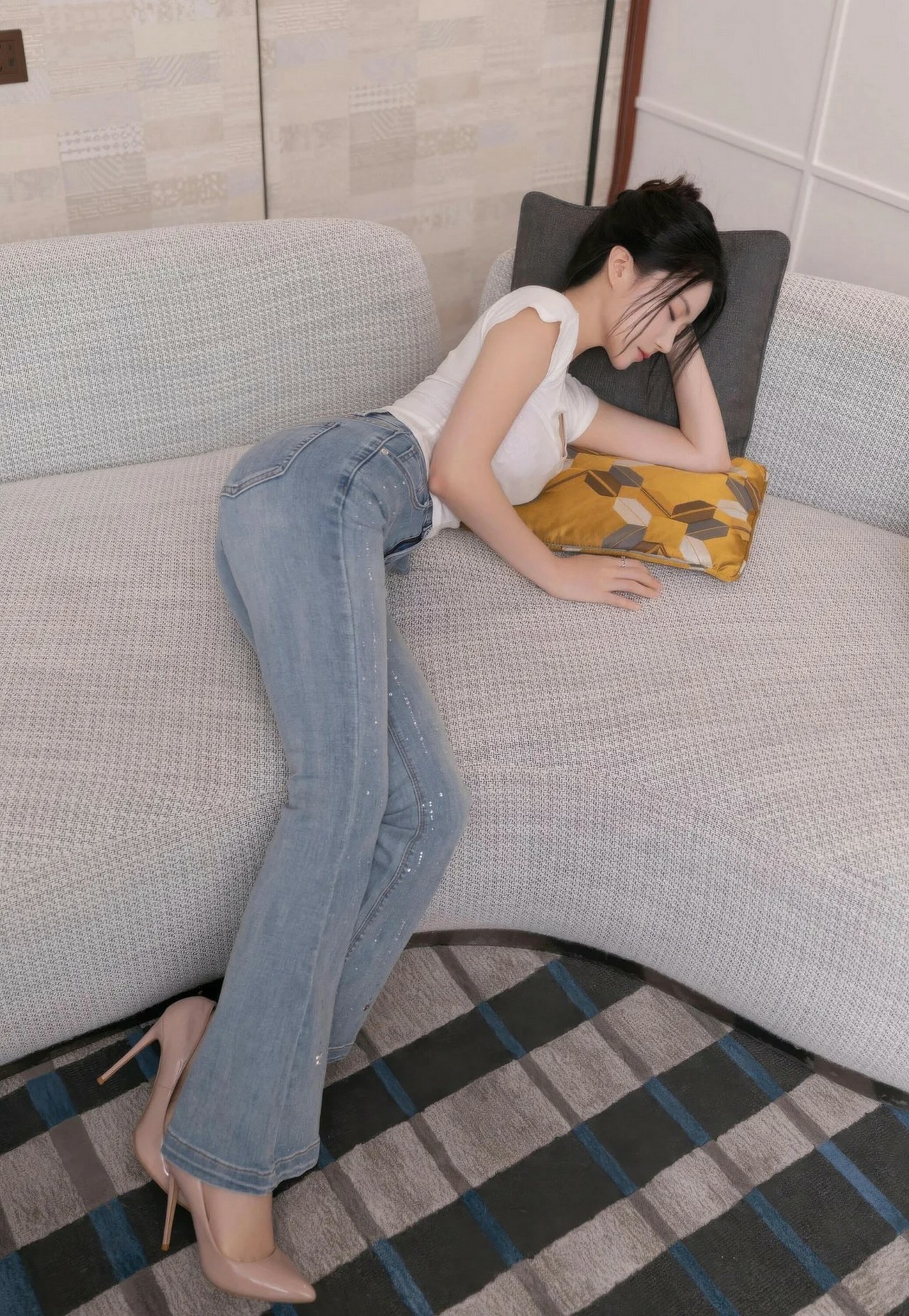 【XIUREN秀人網】20251011Vol10858魚子醬Fish【76P】-[秀人套图]