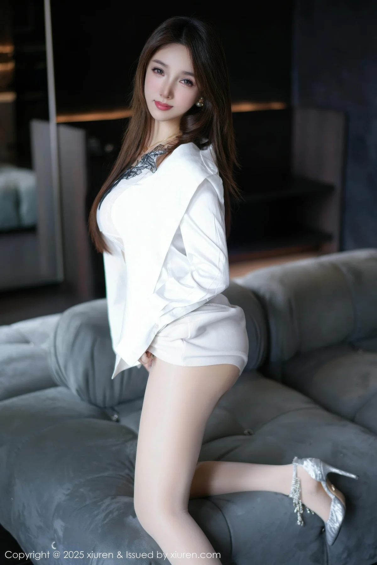 【XIUREN秀人網】20251015Vol10872桃桃·夭夭twins【60P】-[秀人套图]