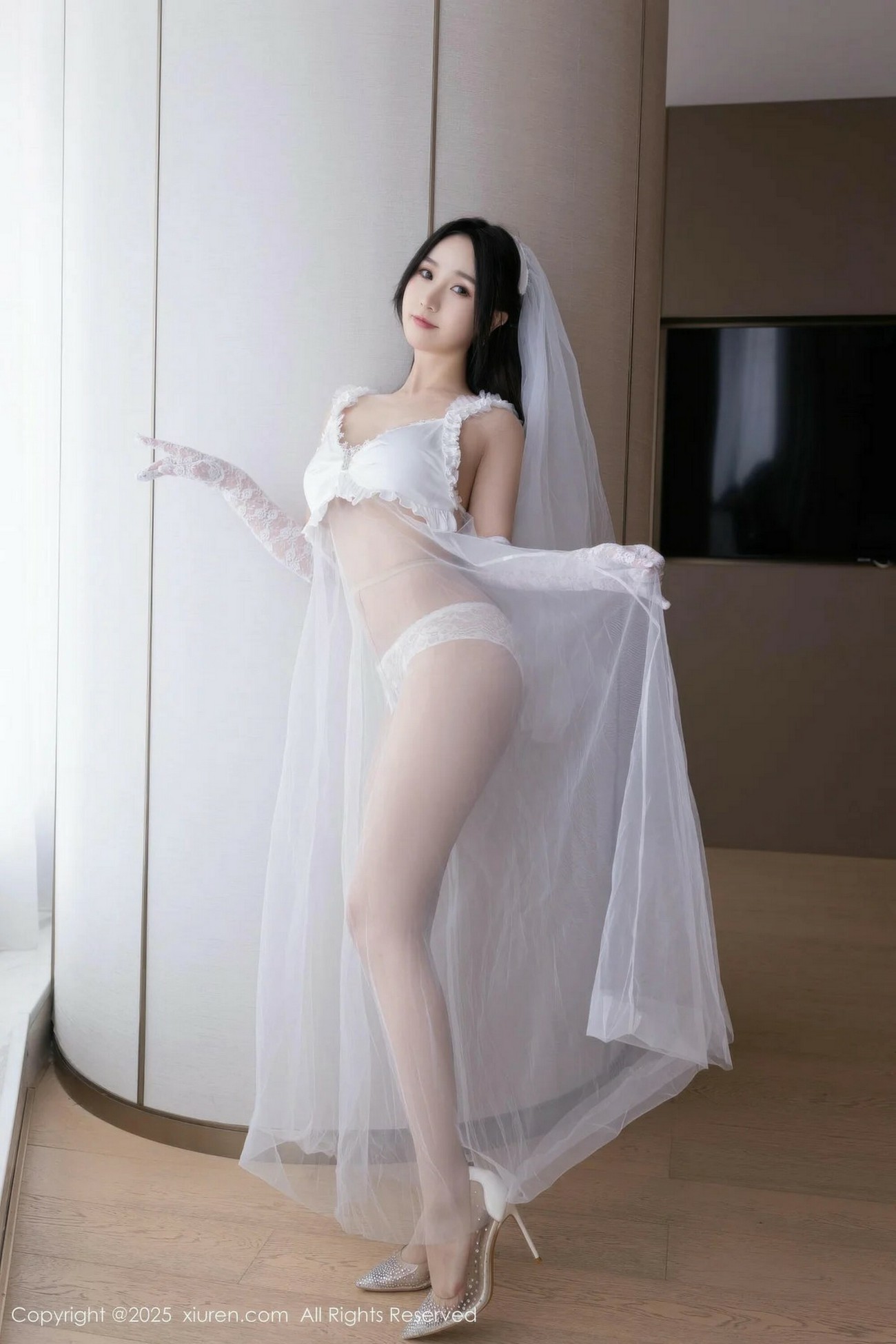 【XIUREN秀人網】20251015Vol10871杏子Yada【70P】-[秀人套图]