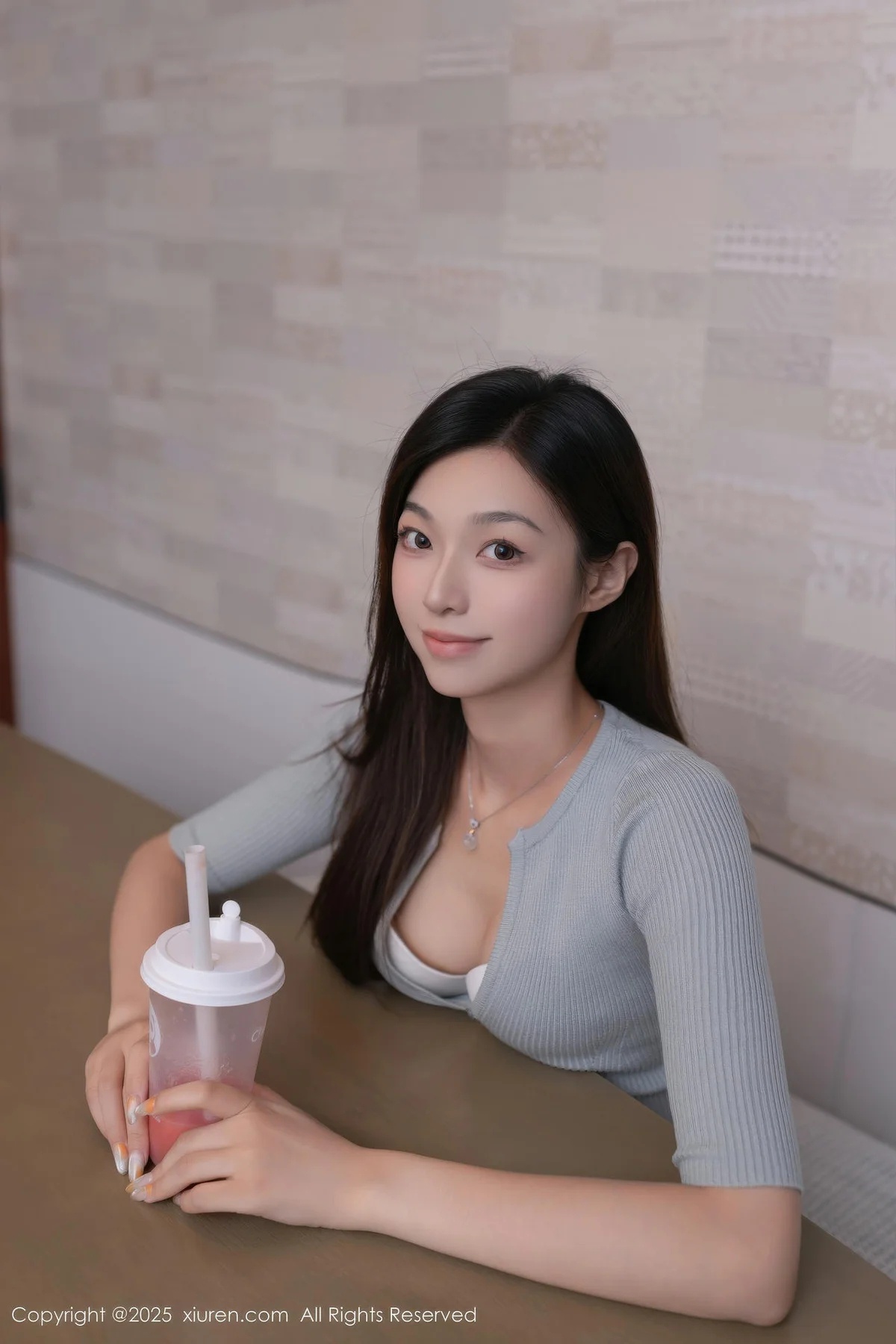 【XIUREN秀人網】20251017Vol10881kiki柚柚【80P】-[秀人套图]