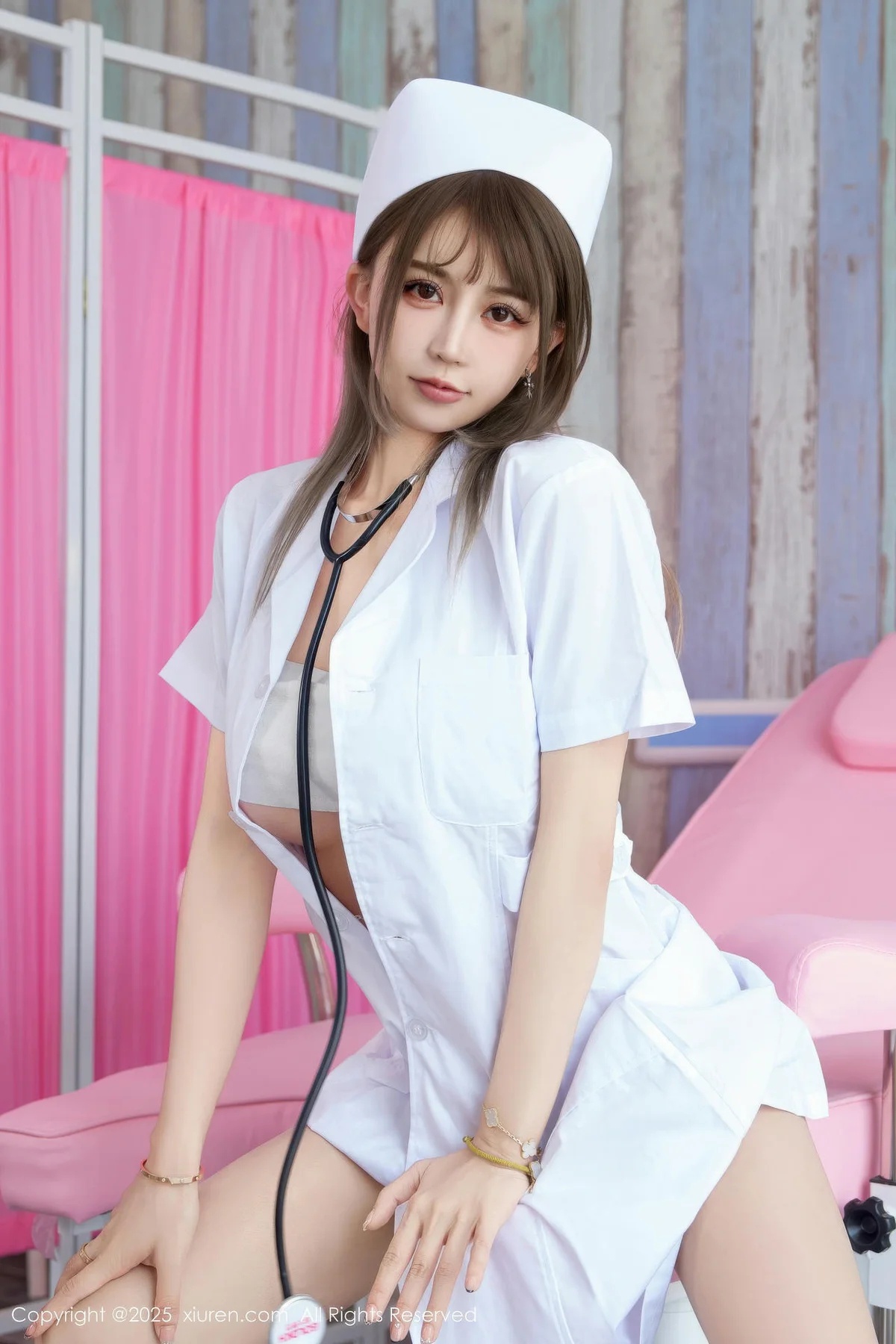 【XIUREN秀人網】20251022Vol10896Zoe柚柚【80P】-[秀人套图]