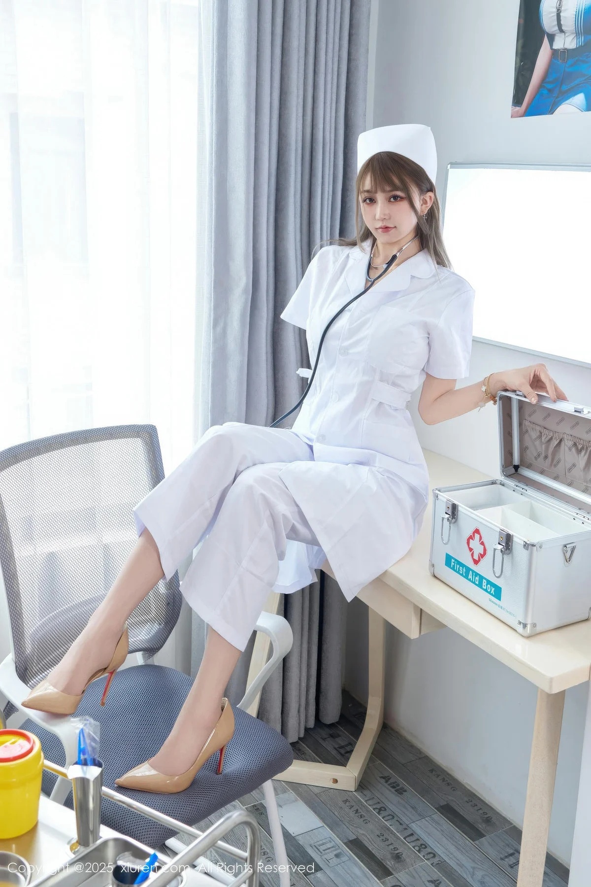 【XIUREN秀人網】20251022Vol10896Zoe柚柚【80P】-[秀人套图]