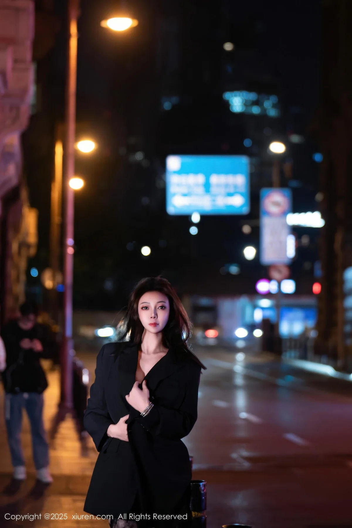 【XIUREN秀人網】20251023Vol10899果兒Victoria【72P】-[秀人套图]