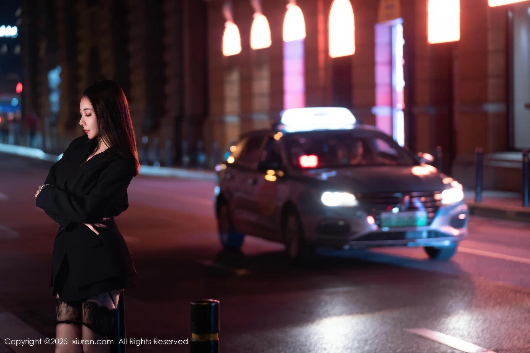 【XIUREN秀人網】20251023Vol10899果兒Victoria【72P】-[秀人套图]