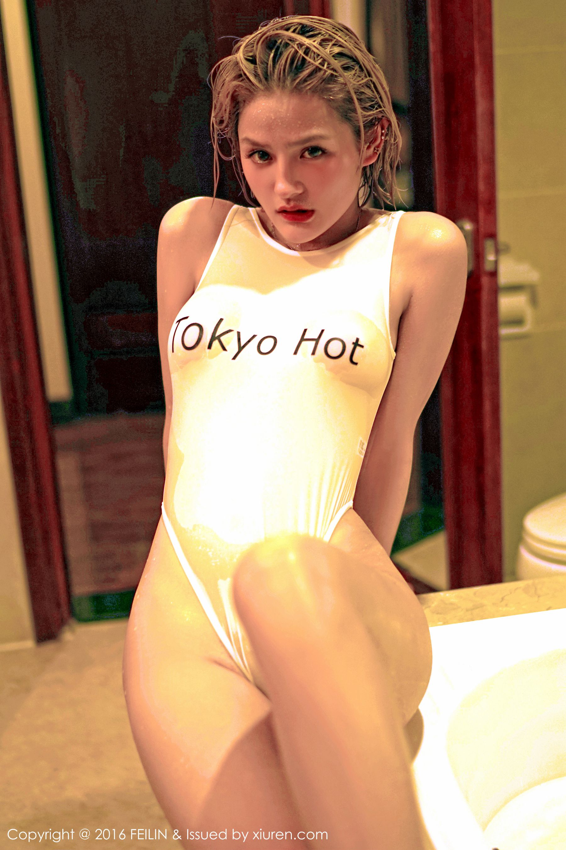 史雯Swan-游泳池比基尼+浴缸湿身[嗲囡囡FEILIN]Vol029-[秀人套图]