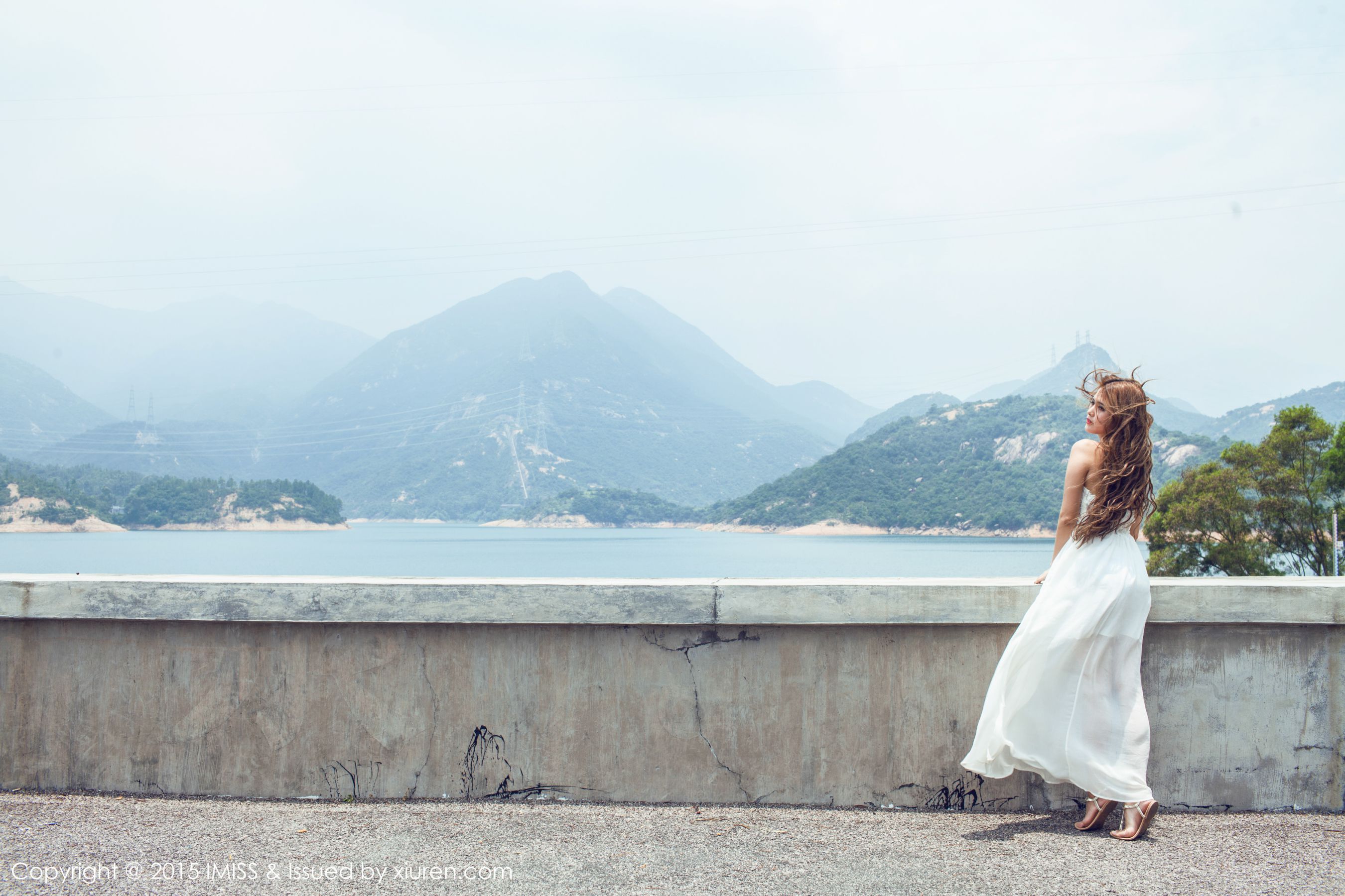 妍妍Yanyan同程旅拍[爱蜜社IMiss]Vol008-[秀人套图]