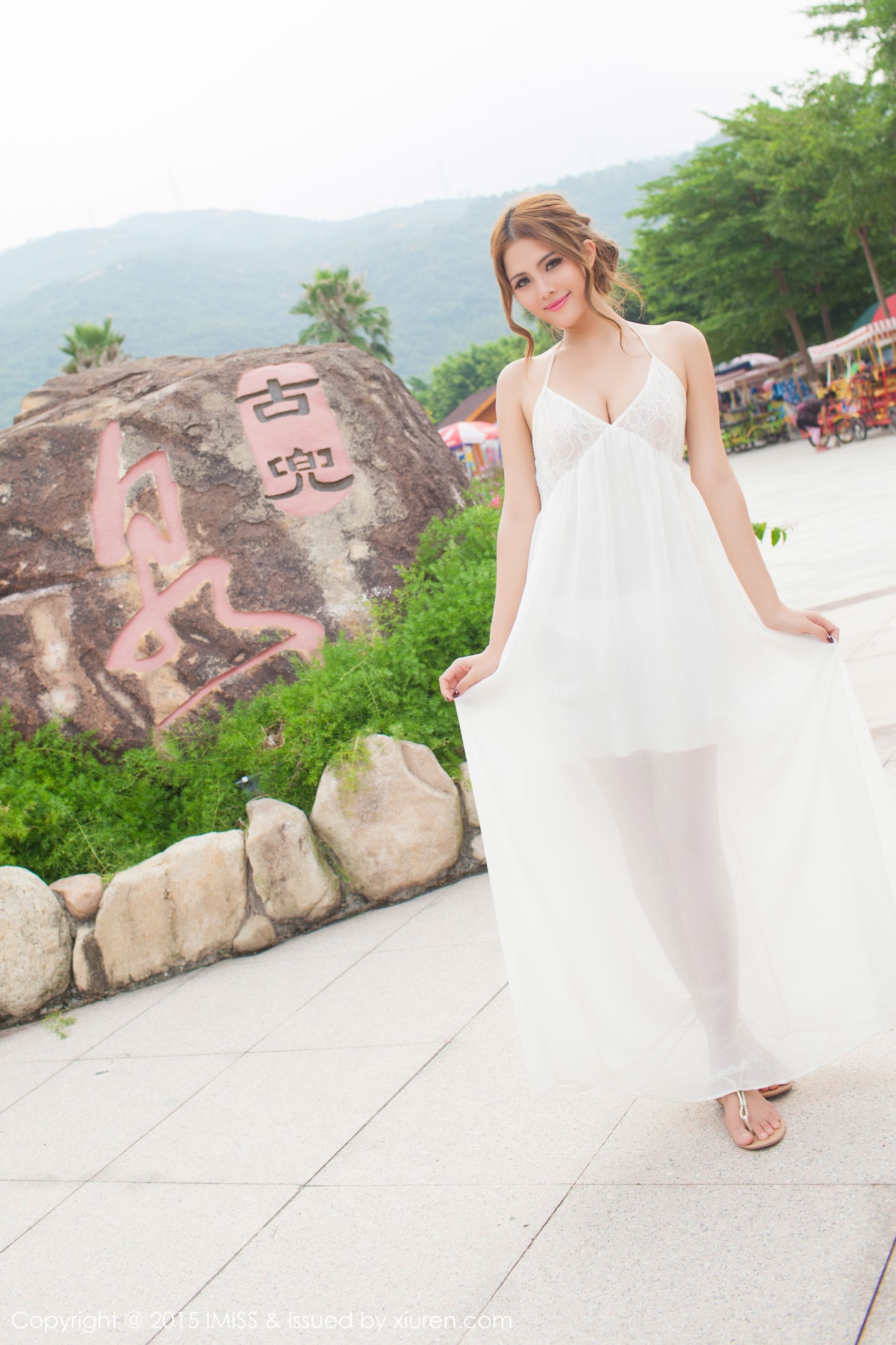 妍妍Yanyan同程旅拍[爱蜜社IMiss]Vol008-[秀人套图]