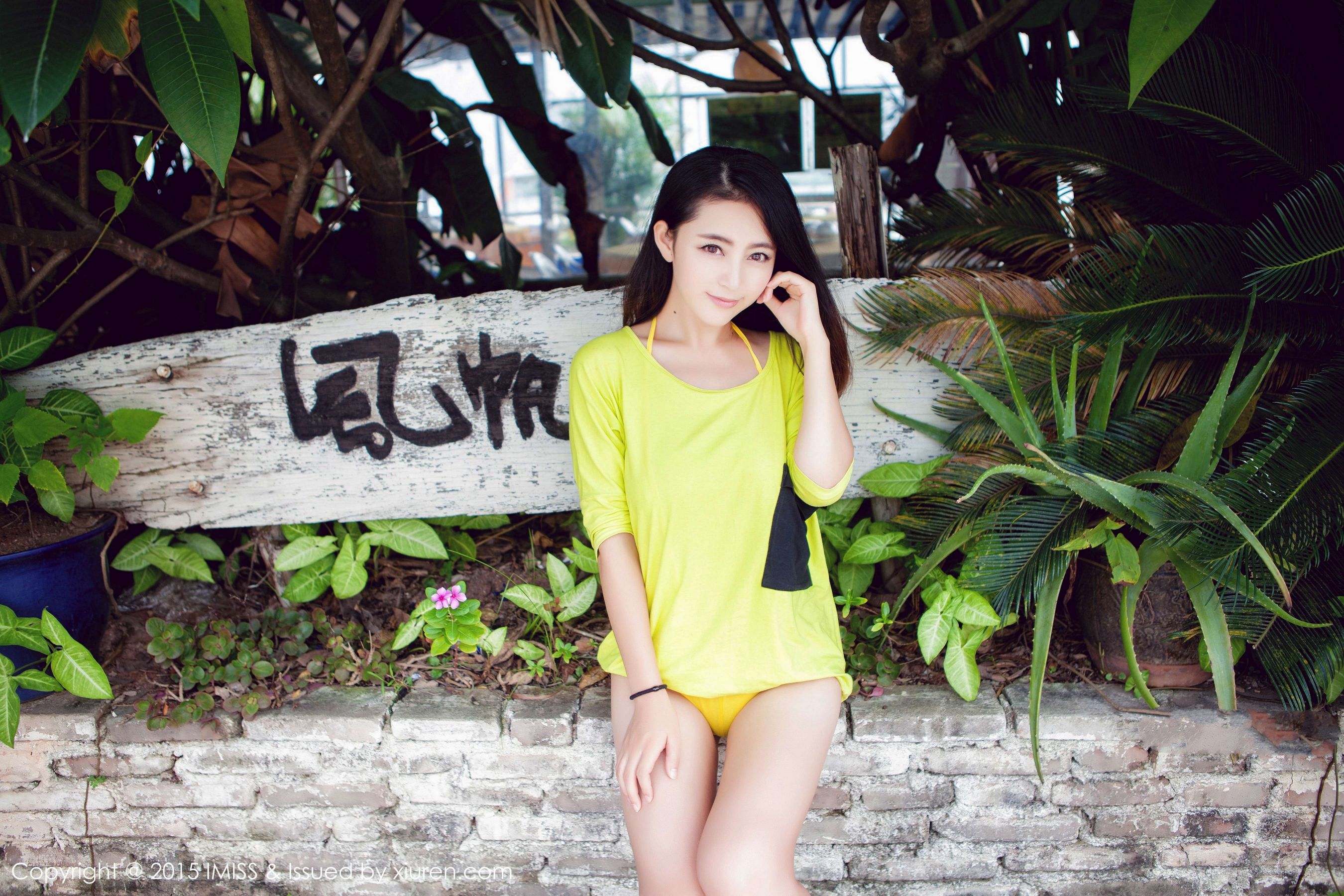 夏茉GIGI广州外拍[爱蜜社IMiss]Vol017-[秀人套图]