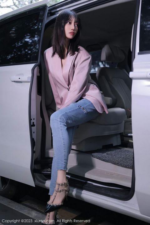 【XiuRen秀人網】20230303Vol6355玥兒玥er【55P】-XIUREN秀人网