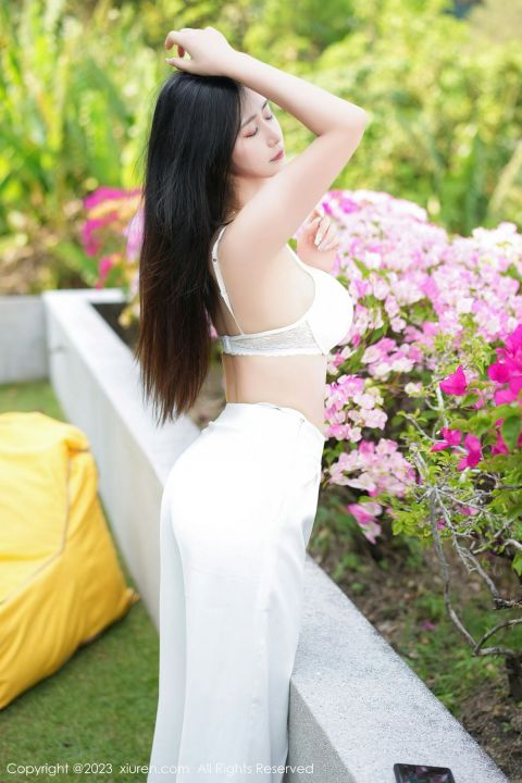 【XiuRen秀人網】20230303Vol6359laura阿姣【68P】-XIUREN秀人网