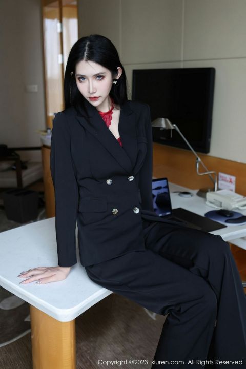 【XiuRen秀人網】20230313Vol6402依娜Yina【112P】-XIUREN秀人网