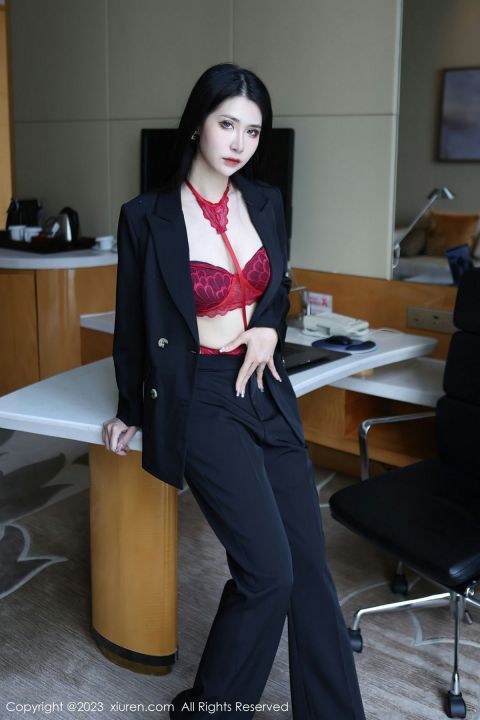 【XiuRen秀人網】20230313Vol6402依娜Yina【112P】-XIUREN秀人网