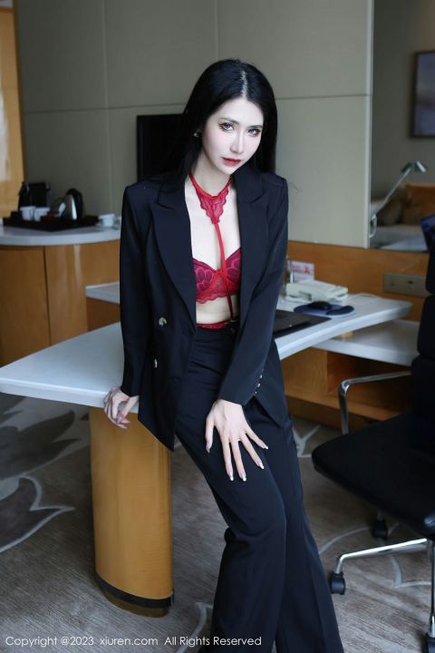 【XiuRen秀人網】20230313Vol6402依娜Yina【112P】-XIUREN秀人网