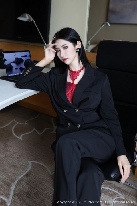 【XiuRen秀人網】20230313Vol6402依娜Yina【112P】-XIUREN秀人网