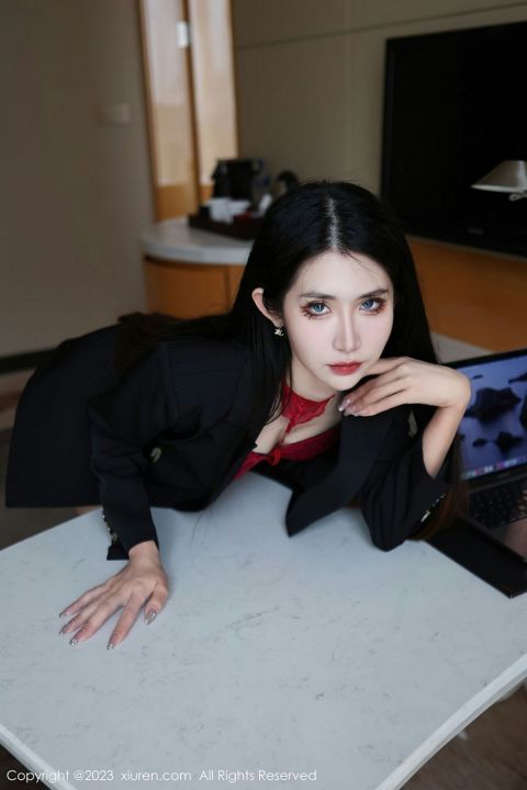 【XiuRen秀人網】20230313Vol6402依娜Yina【112P】-XIUREN秀人网