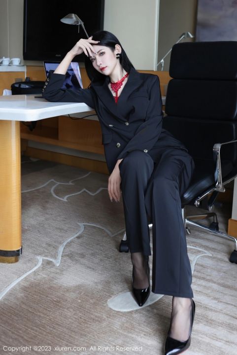 【XiuRen秀人網】20230313Vol6402依娜Yina【112P】-XIUREN秀人网