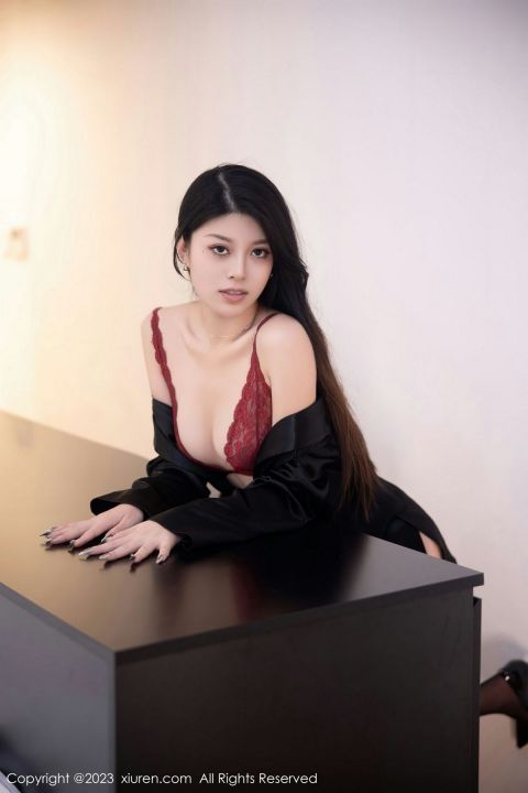 【XiuRen秀人網】20230314Vol6409四月月【76P】-XIUREN秀人网