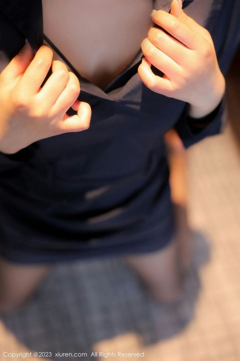 【XiuRen秀人網】20230317Vol6427桐桐【79P】-XIUREN秀人网