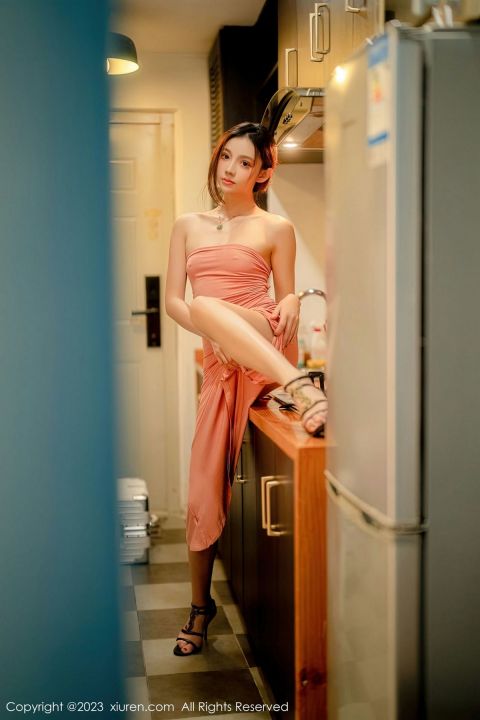 【XiuRen秀人網】20230320Vol6437加朵babe【105P】-XIUREN秀人网