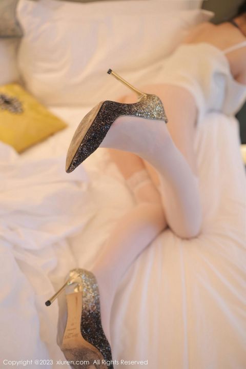 【XiuRen秀人網】20230328Vol6484詩詩kiki【82P】-XIUREN秀人网