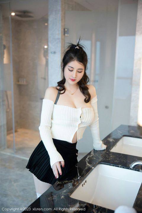 【XiuRen秀人網】20230328Vol6484詩詩kiki【82P】-XIUREN秀人网