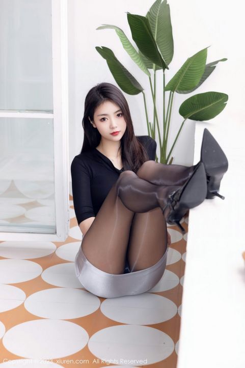 【XiuRen秀人網】20230329Vol6493可樂Vicky【70P】-XIUREN秀人网