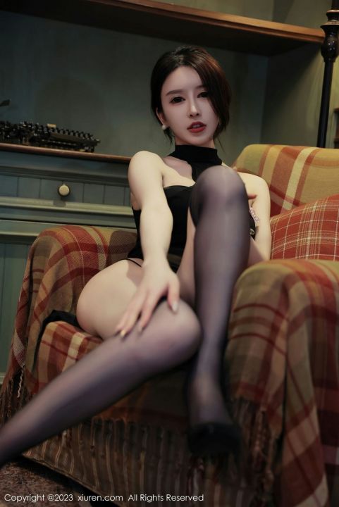 【XiuRen秀人網】20230330Vol6498玉兔miki【55P】-XIUREN秀人网