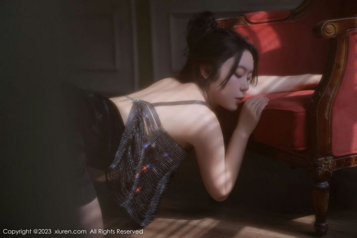 【XiuRen秀人網】20230420Vol6601露露luncy【80P】-XIUREN秀人网