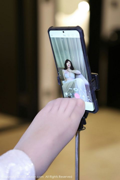 【XiuRen秀人網】20230420Vol6605玉兔miki【82P】-XIUREN秀人网