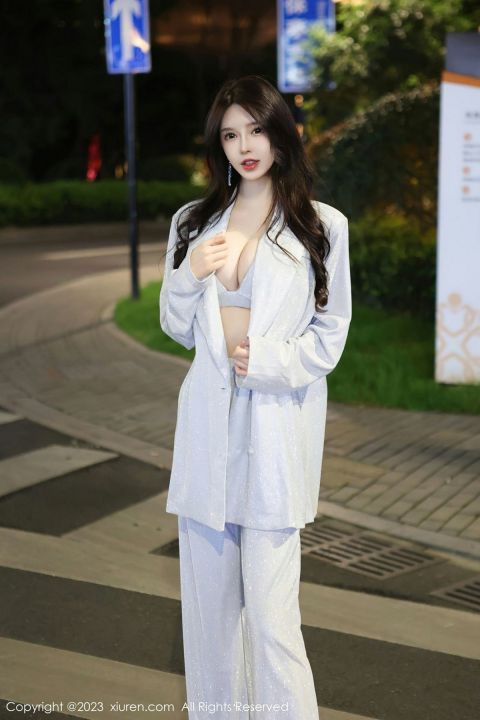 【XiuRen秀人網】20230420Vol6605玉兔miki【82P】-XIUREN秀人网