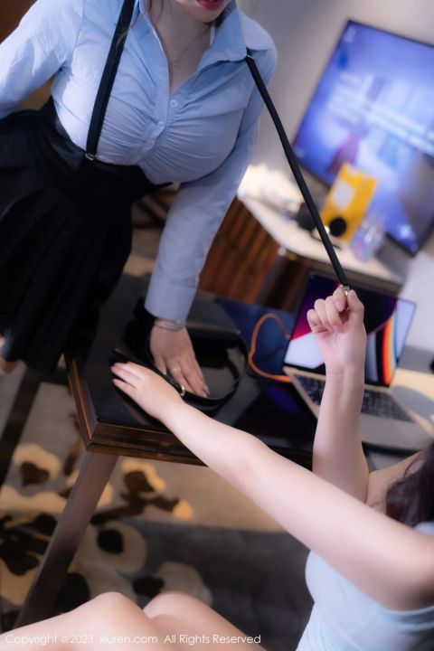 【XiuRen秀人網】20230427Vol6645萌漢藥babyarude薇薇【82P】-XIUREN秀人网