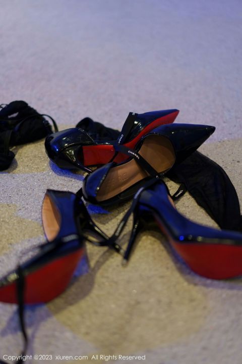 【XiuRen秀人網】20230428Vol6658laura阿姣icy豬【96P】-XIUREN秀人网