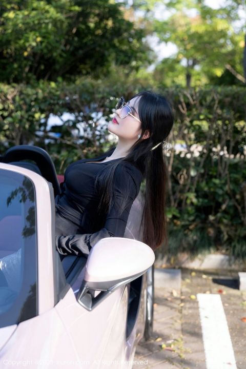 【XiuRen秀人網】20230505Vol6676詩詩kiki【82P】-XIUREN秀人网