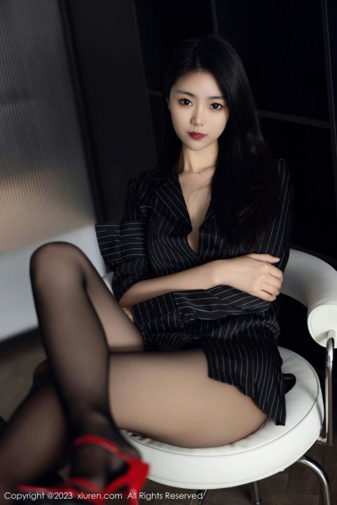 【XiuRen秀人網】20230505Vol6677可樂Vicky【77P】-XIUREN秀人网