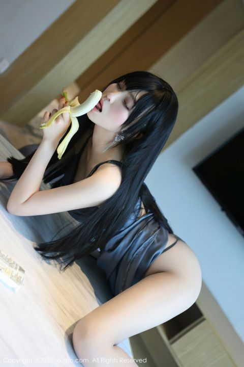 【XiuRen秀人網】20230510Vol6713江七七【82P】-XIUREN秀人网