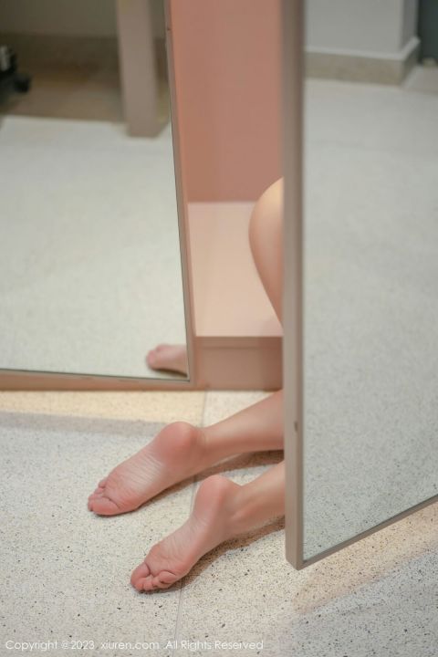 【XiuRen秀人網】20230512Vol6729laura阿姣【66P】-XIUREN秀人网