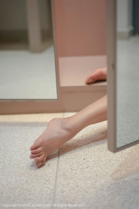 【XiuRen秀人網】20230512Vol6729laura阿姣【66P】-XIUREN秀人网