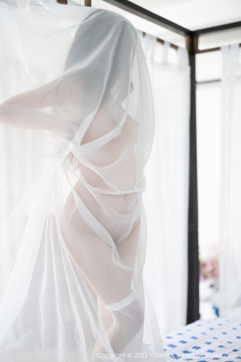 【YOUMI尤蜜荟】20230518Vol939laura阿姣【82P】-XIUREN秀人网