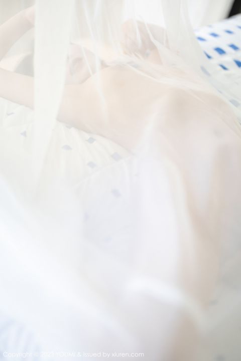 【YOUMI尤蜜荟】20230518Vol939laura阿姣【82P】-XIUREN秀人网